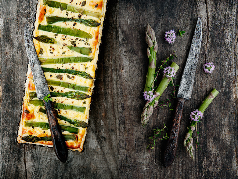 Tarte aux asperges vertes, ricotta & parmesan